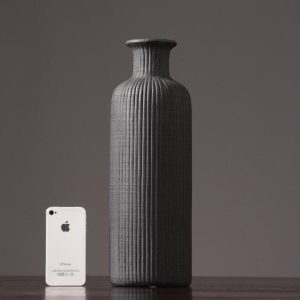 classic-bottle-shaped-ceramic-vases-2_773c48bd-1498-4f8e-b6fc-df738c83fcd3